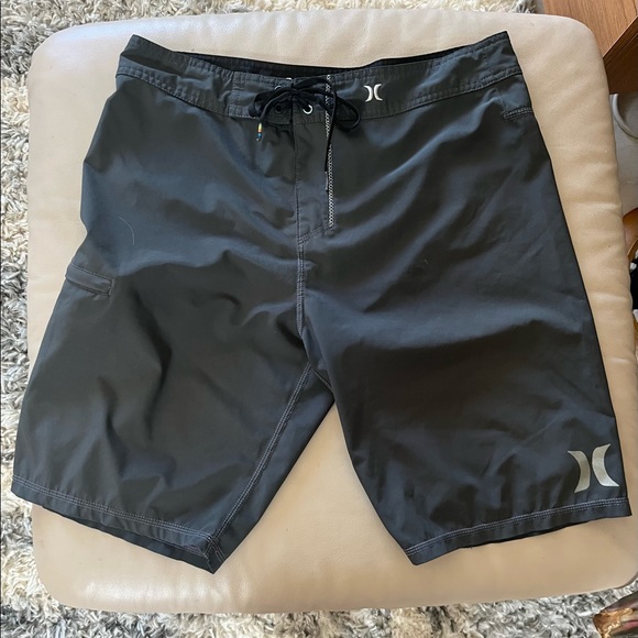Hurley & Billbong Swim Suite Trunks - Picture 2 of 11